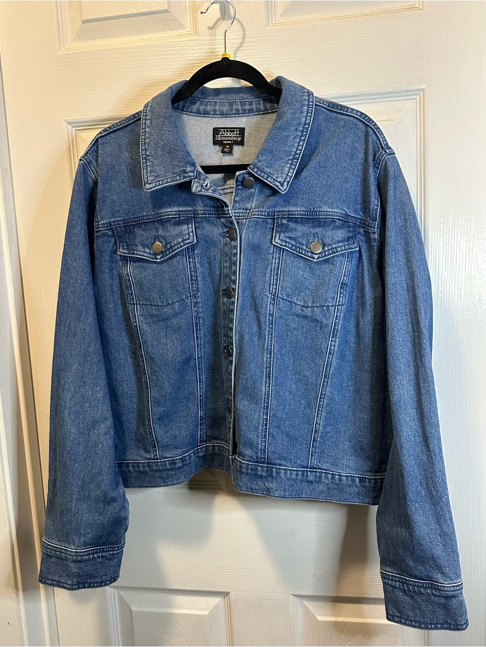 Abbott Elementary Warner Bros. Blue Denim Trucker Jacket Women’s Plus Size 1X